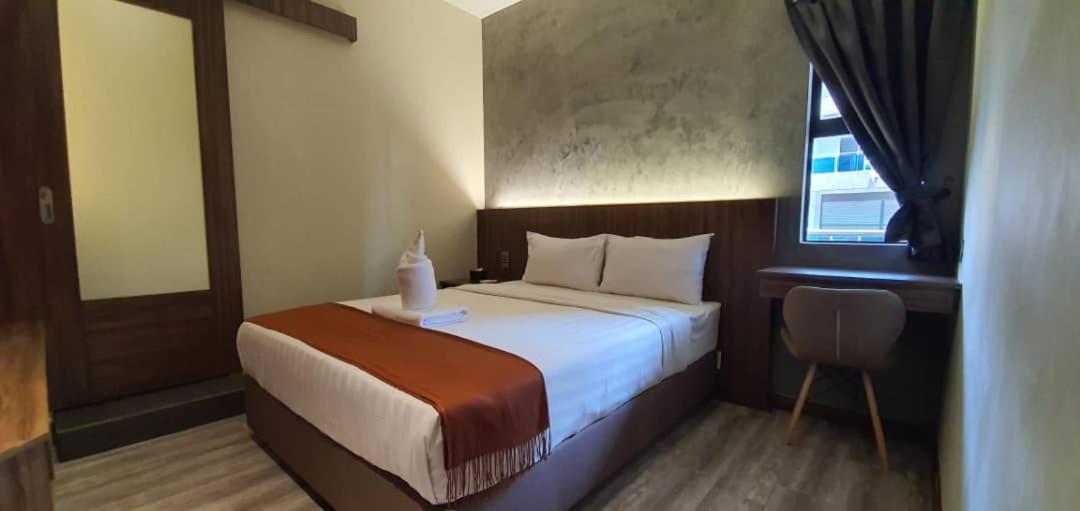Vista Hotel Tawau Buitenkant foto